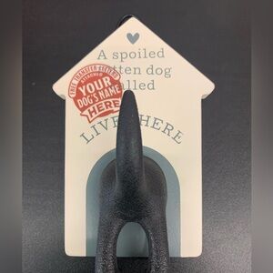 Wooden customizable leash hook.  GREAT PERSONALIZED